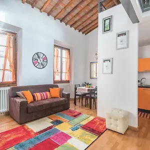 charming-apartment-in-florence.it-tuscanyhotel.com/
